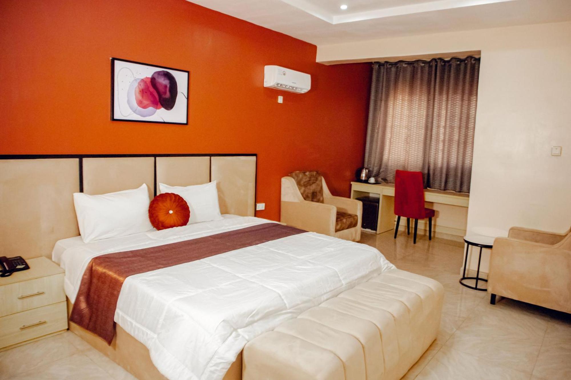 Nexus Xpress Hotel Abuja Esterno foto